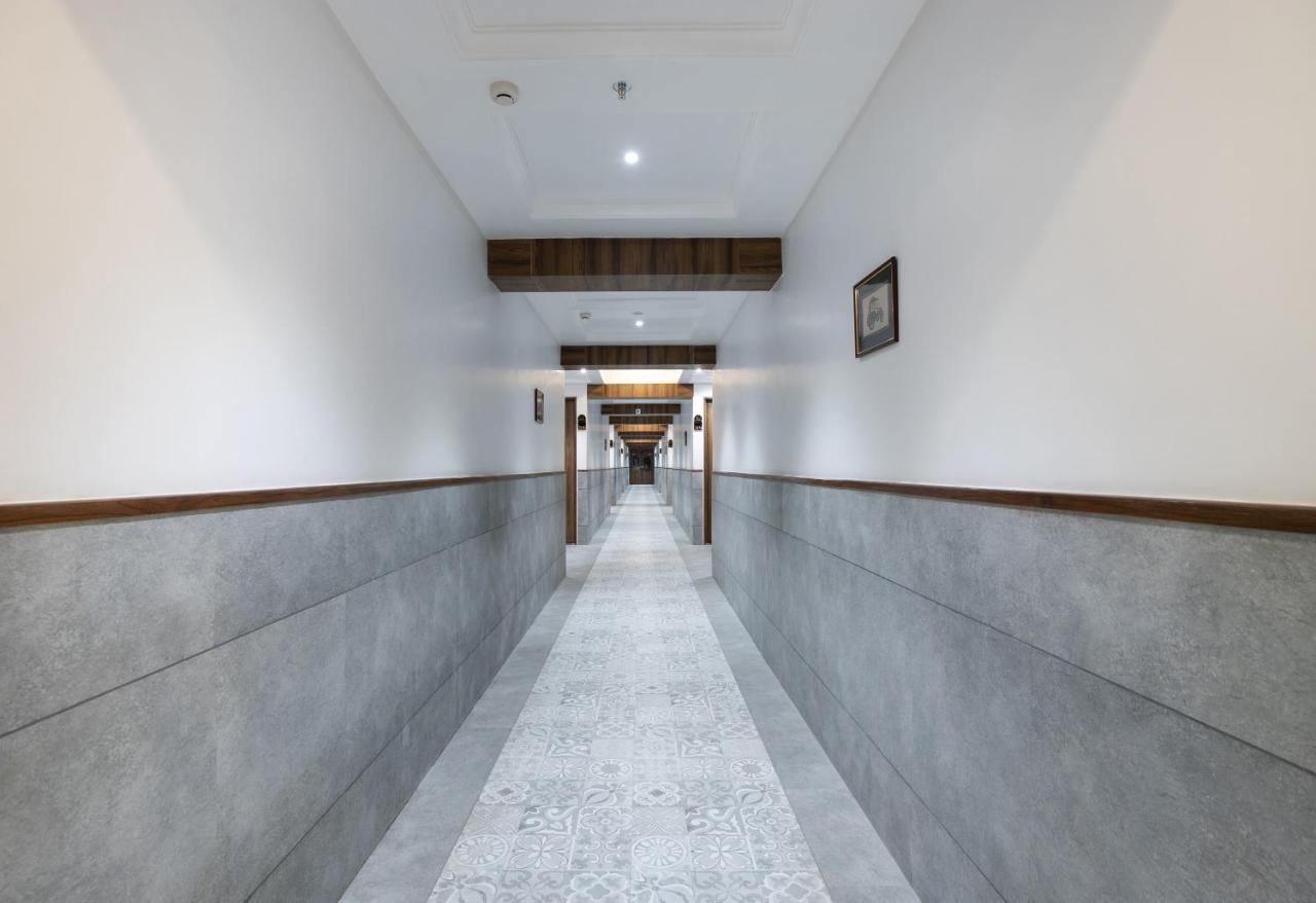 Palette - Hotel Welcome Kadi Bagian luar foto