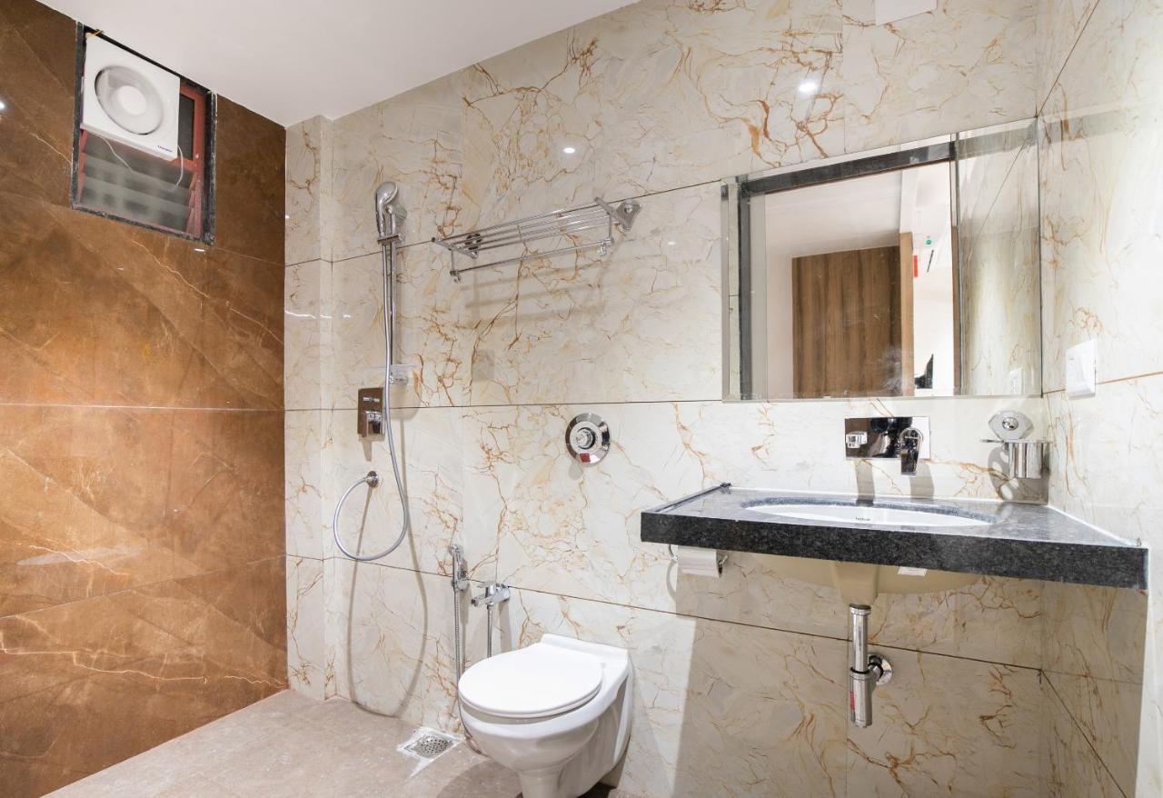 Palette - Hotel Welcome Kadi Bagian luar foto