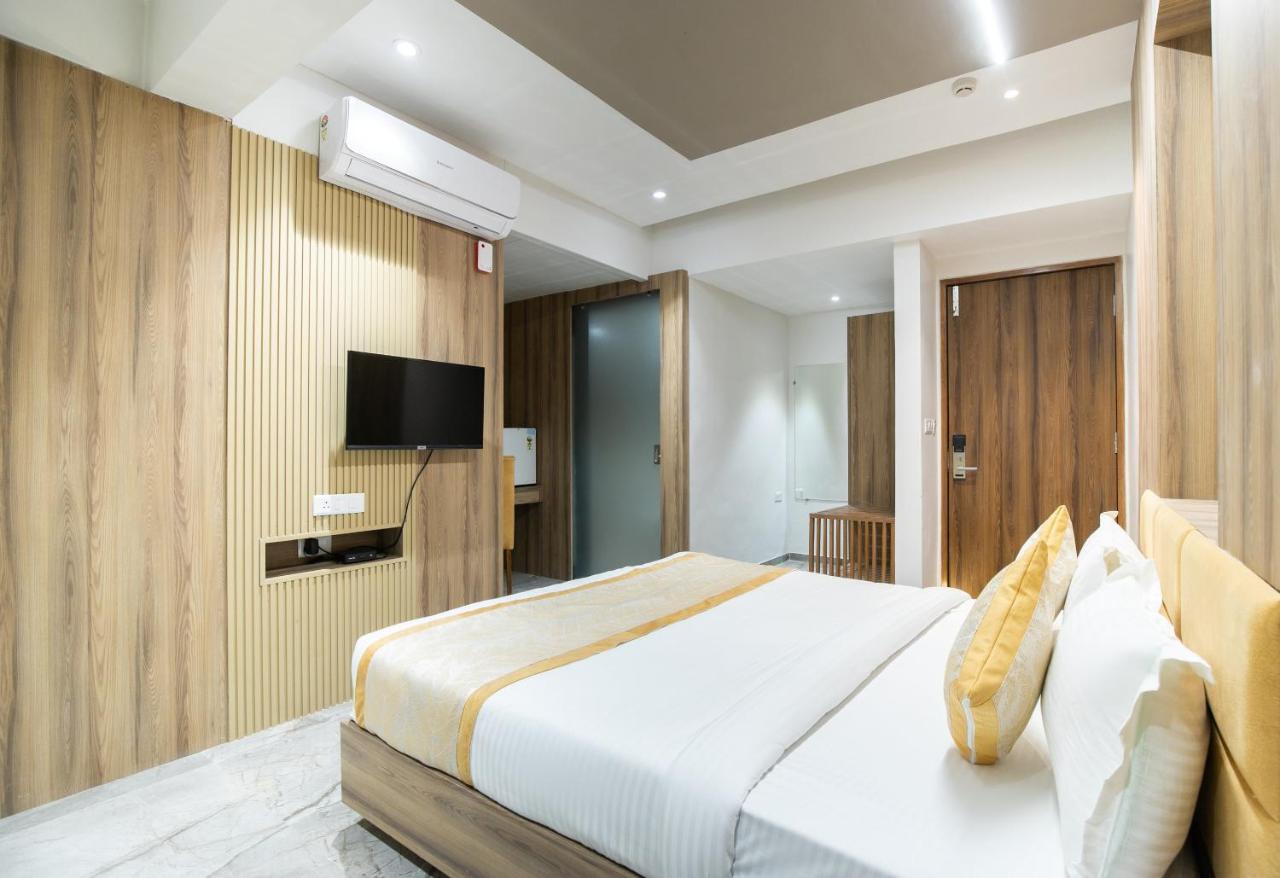 Palette - Hotel Welcome Kadi Bagian luar foto