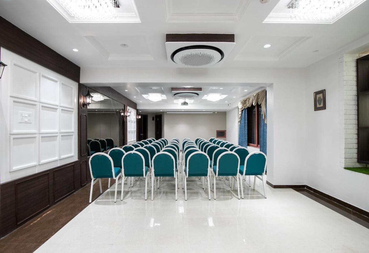 Palette - Hotel Welcome Kadi Bagian luar foto